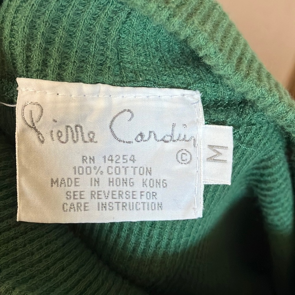 FINAL MARKDOWN Pierre Cardin Green Ribbed pullover medium - Picture 2 of 9